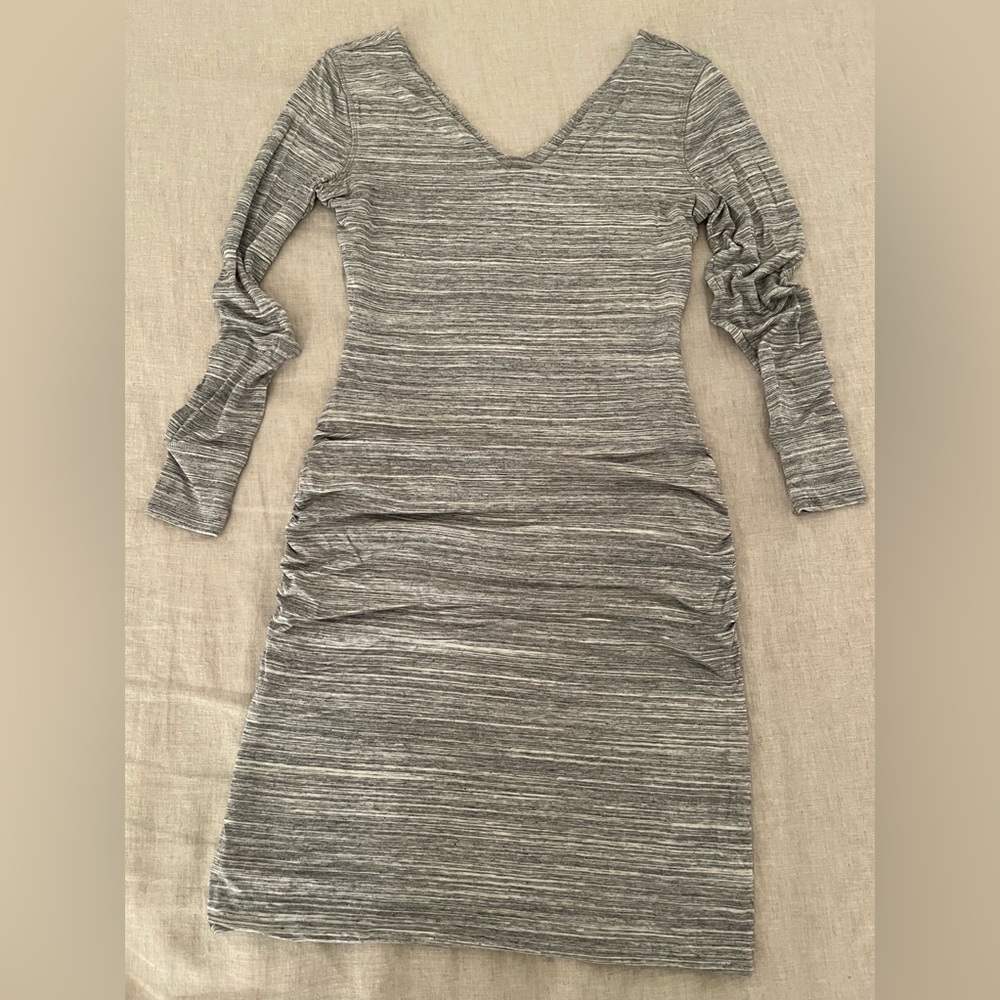 Long sleeve short jersey dress